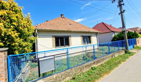 Eladó Családi ház, Családi ház, Dyčka, Nitra, Szlovákia