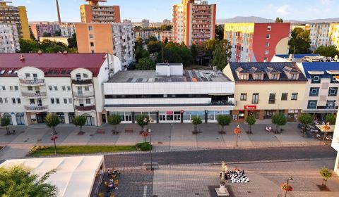 Kiadó Üzlethelység, Üzlethelység, M.R. Štefánika, Topoľčany, Szlovákia
