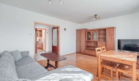 Eladó 3 szobás lakás, 3 szobás lakás, Spartakovská, Trnava, Szlovákia