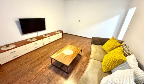 Kiadó 2 szobás lakás, 2 szobás lakás, Železničiarska, Bratislava - Sta
