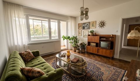 Eladó 3 szobás lakás, 3 szobás lakás, Betliarska, Bratislava - Petržal