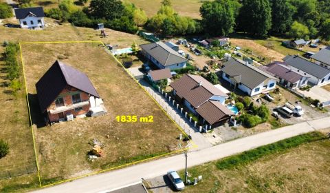 Eladó Családi ház, Családi ház, Žiar nad Hronom, Szlovákia