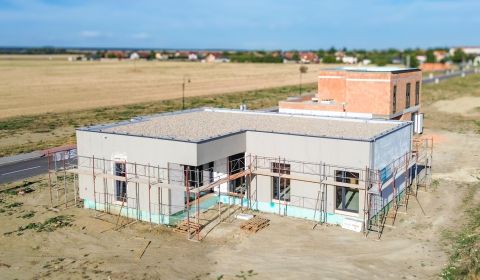 Eladó Családi ház, Családi ház, Jadranská, Senec, Szlovákia