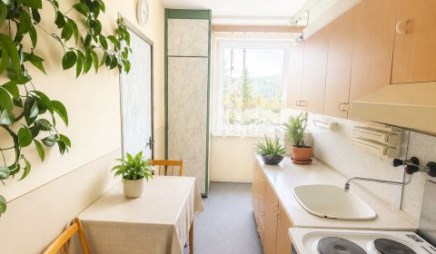 Eladó 3 szobás lakás, 3 szobás lakás, Hurbanova, Čadca, Szlovákia