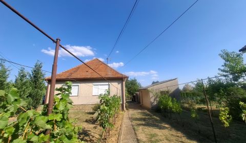 Eladó Családi ház, Családi ház, Nitra, Szlovákia
