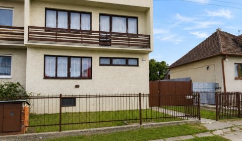 Eladó Családi ház, Családi ház, Hlavná, Trnava, Szlovákia