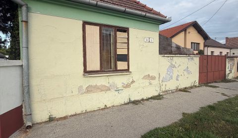 Eladó Családi ház, Családi ház, Hlavná, Galanta, Szlovákia