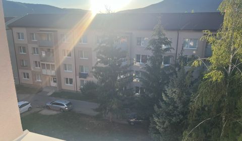 Eladó 2 szobás lakás, 2 szobás lakás, Rožňava, Szlovákia