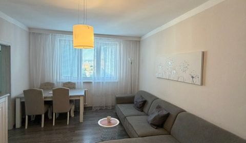 Eladó 3 szobás lakás, 3 szobás lakás, Muškátová, Bratislava - Ružinov,