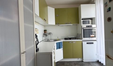 Eladó 3 szobás lakás, 3 szobás lakás, Muškátová, Bratislava - Ružinov,
