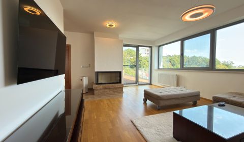 Kiadó 4 szobás lakás, 4 szobás lakás, Kráľovské údolie, Bratislava - S