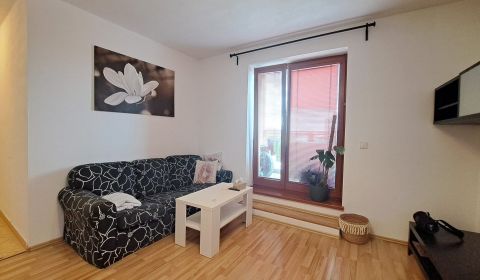 Kiadó 2 szobás lakás, 2 szobás lakás, Štefánikova, Poprad, Szlovákia