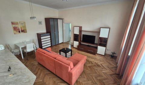 Eladó 2 szobás lakás, 2 szobás lakás, Obchodná, Bratislava - Staré Mes