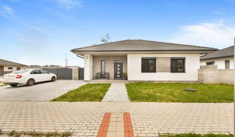 Eladó Családi ház, Családi ház, Vydrany, Dunajská Streda, Szlovákia