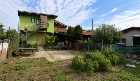 Eladó Családi ház, Családi ház, Hlavná, Senec, Szlovákia