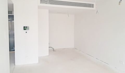 Eladó 2 szobás lakás, 2 szobás lakás, Košická, Bratislava - Staré Mest