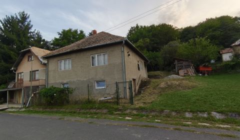 Eladó Családi ház, Családi ház, Veľký Krtíš, Szlovákia