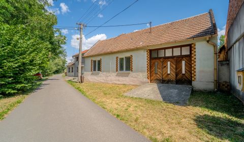 Eladó Családi ház, Családi ház, vištuk 158, Pezinok, Szlovákia