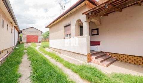 Eladó Családi ház, Családi ház, Nitra, Szlovákia