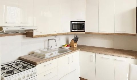 Eladó 3 szobás lakás, 3 szobás lakás, Hornádska, Bratislava - Podunajs