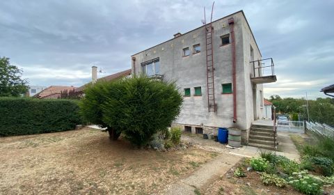 Eladó Családi ház, Családi ház, Zvončín, Trnava, Szlovákia