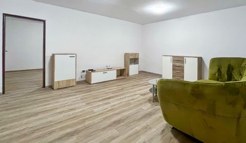 Kiadó 2 szobás lakás, 2 szobás lakás, Bratislavská, Pezinok, Szlovákia