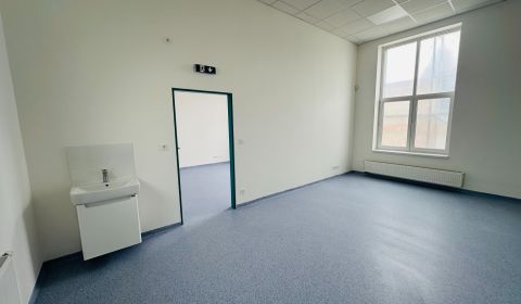Kiadó Irodahelység, Irodahelység, kap.Nálepku, Prešov, Szlovákia