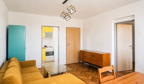 Kiadó 2 szobás lakás, 2 szobás lakás, Dukelská, Pezinok, Szlovákia
