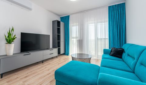 Eladó 2 szobás lakás, 2 szobás lakás, Labutia, Bratislava - Petržalka,