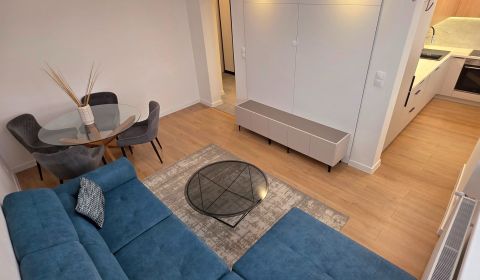 Eladó 3 szobás lakás, 3 szobás lakás, Čapajevova, Košice - Západ, Szlo