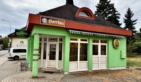 Eladó Épület, Épület, Nové Zámky, Szlovákia