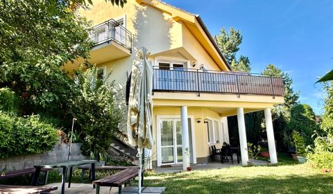 Eladó Családi ház, Családi ház, Potočná, Bratislava - Rača, Szlovákia