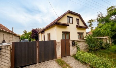 Eladó Családi ház, Családi ház, Námestie kapitána Nálepku, Nitra, Szlo