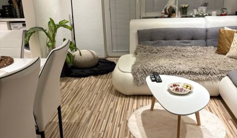 Eladó 3 szobás lakás, 3 szobás lakás, Haburská, Bratislava - Ružinov, 