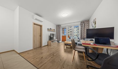 Kiadó 2 szobás lakás, 2 szobás lakás, Lužná, Bratislava - Petržalka, S