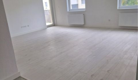 Eladó 3 szobás lakás, 3 szobás lakás, Neuvedené, Dunajská Streda, Szlo
