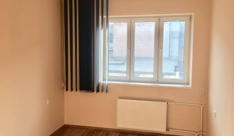 Irodahelység, kiadó, Žilina, Szlovákia