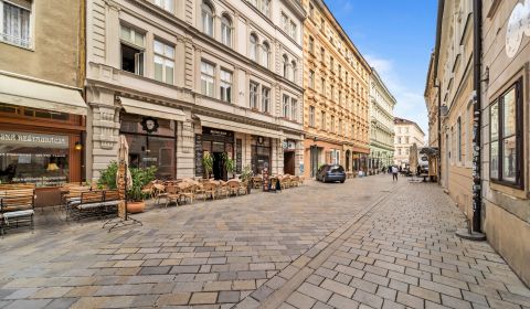Eladó 2 szobás lakás, 2 szobás lakás, Panská, Bratislava - Staré Mesto
