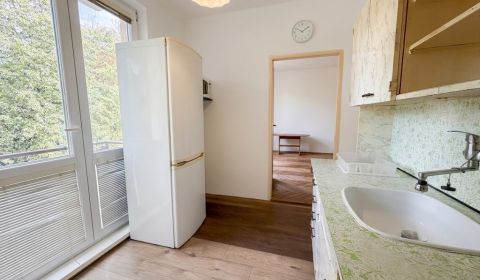 Eladó 3 szobás lakás, 3 szobás lakás, Legionárska, Trenčín, Szlovákia