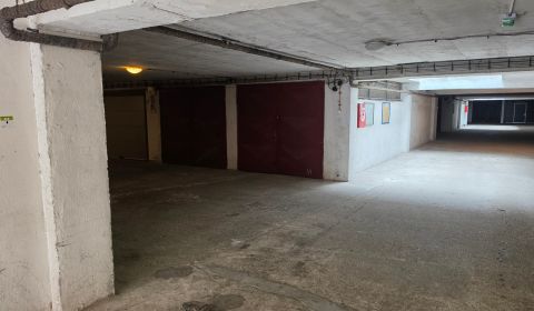 Eladó Garázsok, Garázsok, Púpavová, Bratislava - Karlova Ves, Szlováki