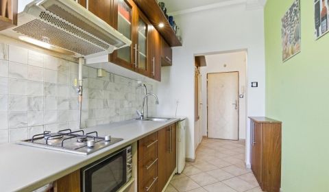 Eladó 2 szobás lakás, 2 szobás lakás, Rovníková, Bratislava - Ružinov,