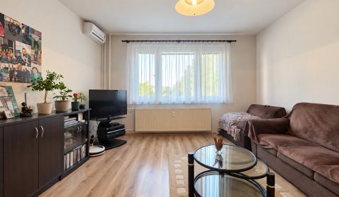 Eladó 3 szobás lakás, 3 szobás lakás, Havanská, Košice - Sídlisko Ťaha
