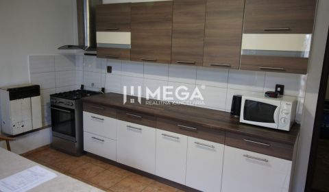 Eladó Családi ház, Családi ház, Staničná, Snina, Szlovákia