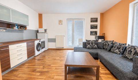 Kiadó 2 szobás lakás, 2 szobás lakás, Odborárska, Bratislava - Nové Me
