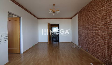 Eladó 3 szobás lakás, 3 szobás lakás, Laborecká, Humenné, Szlovákia