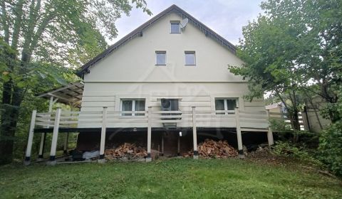 Eladó Családi ház, Családi ház, Čadca, Szlovákia