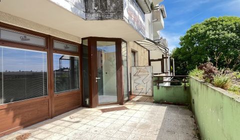 Eladó Üzlethelység, Üzlethelység, Mocartova, Bratislava - Staré Mesto,