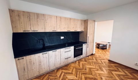 Kiadó 2 szobás lakás, 2 szobás lakás, Nové Zámky, Szlovákia