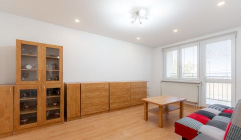 Eladó 3 szobás lakás, 3 szobás lakás, Stromová, Trenčín, Szlovákia