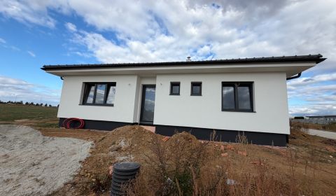 Eladó Családi ház, Családi ház, Tichá, Topoľčany, Szlovákia